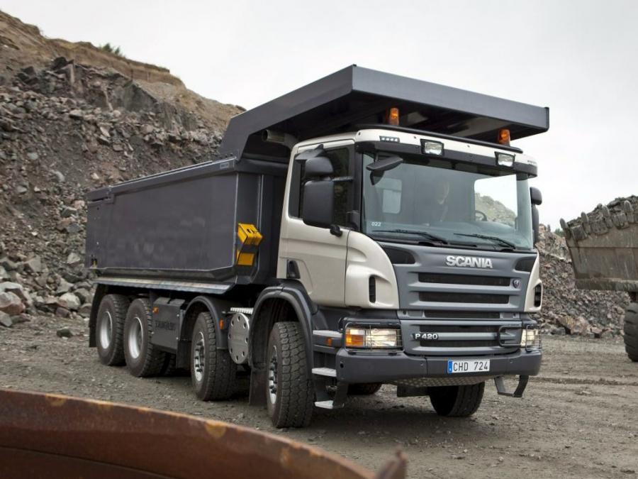  Scania P420 8x4 Tipper 2010 года  (фото 2 из 3)